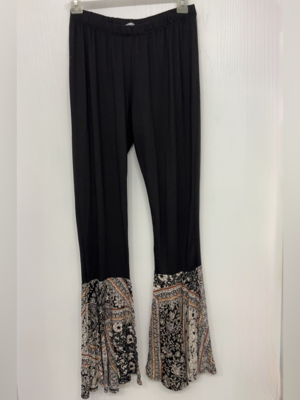 Black Boot-Flare Stretchy Pants with Printed Hem